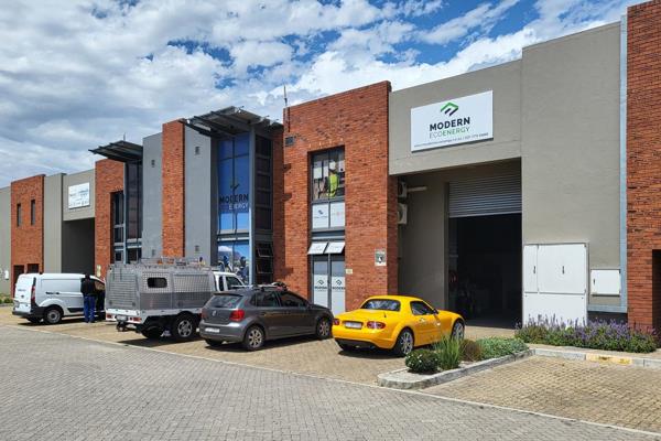 449m&#178; Industrial Warehouse Space with Offices/Showrooms

Easy access to R300, N1, and the N2 and public transport routes.

Unit ...