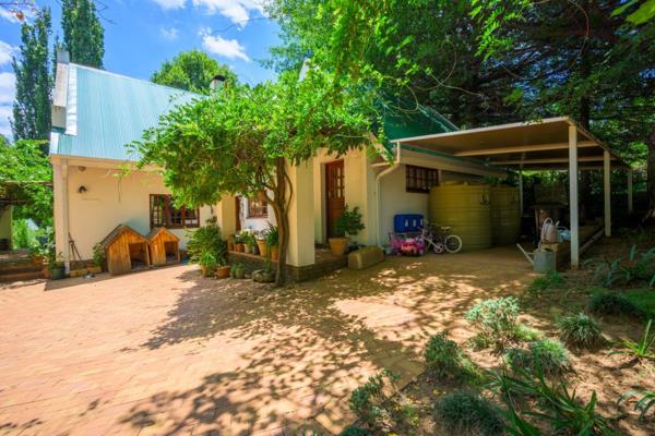 A rare find in Clarens, this 3011 sam home offers an array of unique features. Old world ...