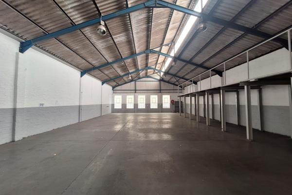 Rental @70 p/sqm gross (Ex Vat and Utilities) 

Warehouse size: 432sqm 

Key Features: 
24/7 Security 
One roller shutter door 
60Amps Three Phase Power 
Height to Eaves: 4.2m 
Natural lighting 
Mezzanine level 
Reception area ...