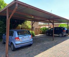 Townhouse for sale in Wilgeheuwel