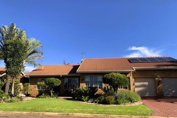 Charming 2-Bedroom Home with Lapa in Bosveldsig Retirement Village

Nestled in the heart ...