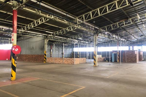 This property offers a large warehouse floor, a stand size 2.0231 Ha, a Transformer on ...