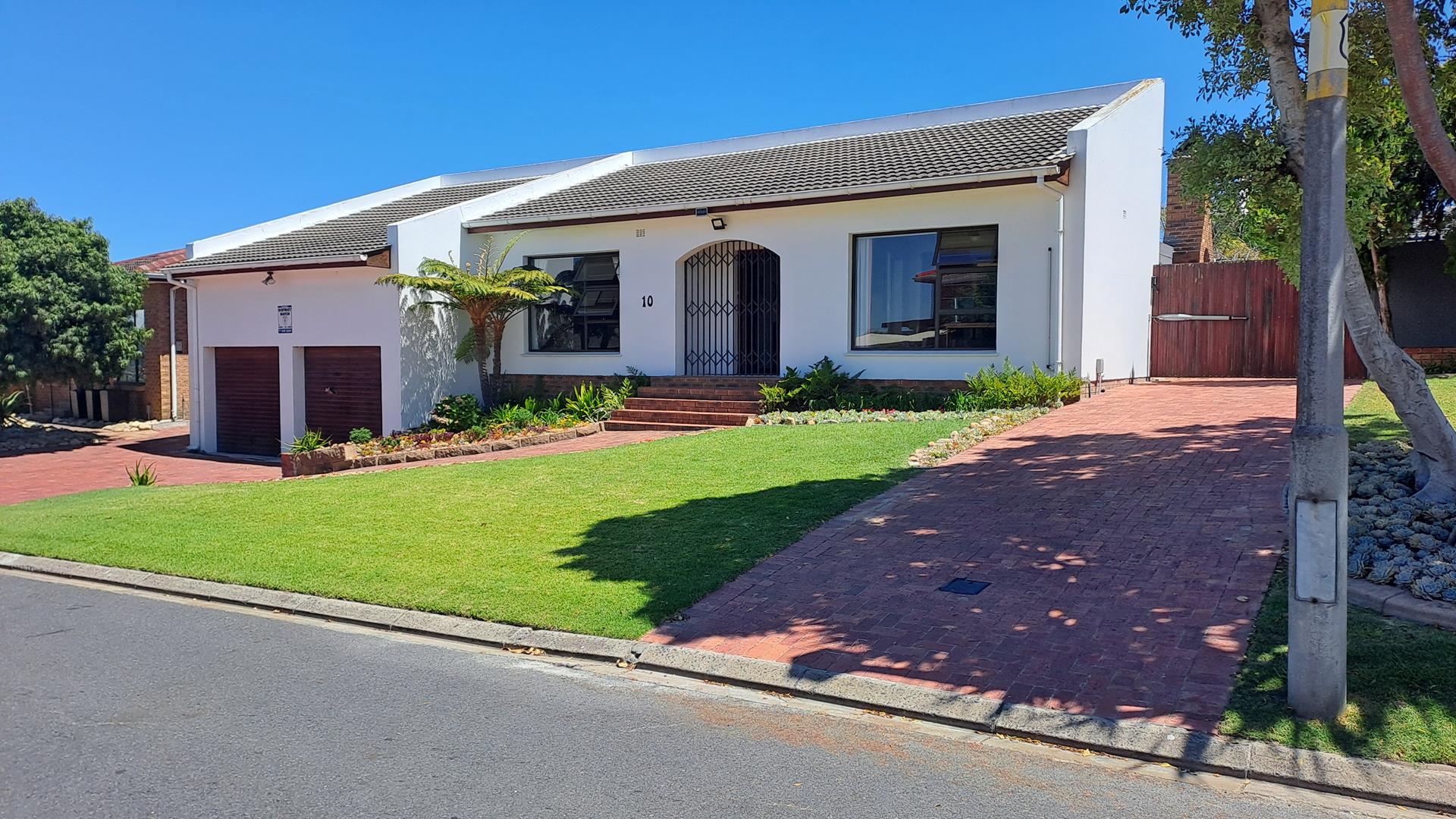 Property and houses for sale in Parow : Parow Property : Property24.com ...