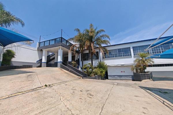 This immaculate 5,500m2 warehouse in Ophirton, Booysens, is now available for sale ...