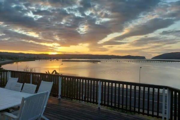 Offering commanding views across the lagoon and through the Heads to the horizon, this ...