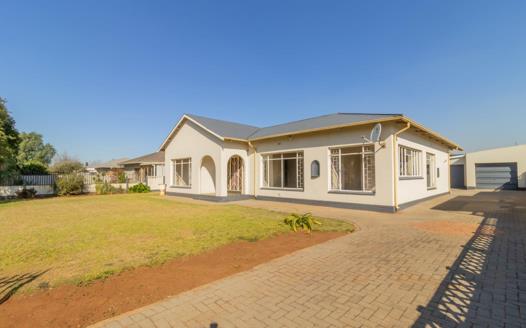 4 Bedroom House for sale in Casseldale