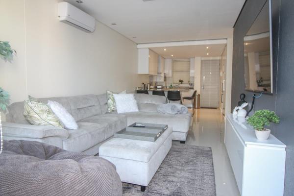 Fully furnished 2 bedroom, 2 bathroom apartment above Eikestad Mall. Features air-conditioned rooms, private garden with braai and its ...