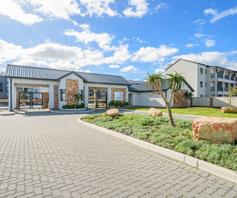 Apartment / Flat for sale in Pinelands