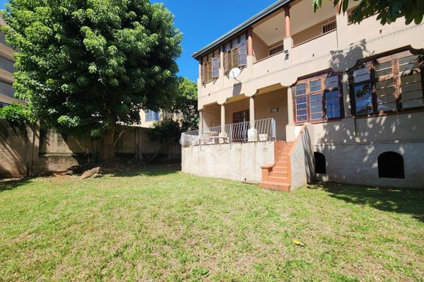 Legacy Real Estate Group present a stunning maisonette to let in Musgrave, consisting of two bedroom with built in cupboards, one ...