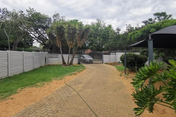 Spacious 3-Bedroom Family Home for Rent in Protea Park

Looking for a well-maintained home in a prime location? This property offers ...