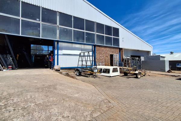 Warehouse available to let in Meisies Halt offering easy access to the East Coast area with shared yard and neat offices. 
The property ...