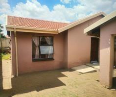 House for sale in Moroka North