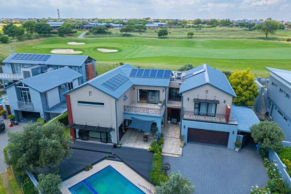 Selling at R 6 949 000,00 - (Furniture negotiable)


Nestled in the prestigious Copper ...