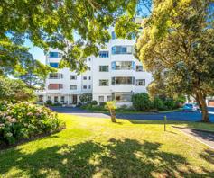 Apartment / Flat for sale in Rondebosch