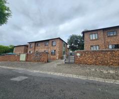 Apartment / Flat for sale in Sonheuwel