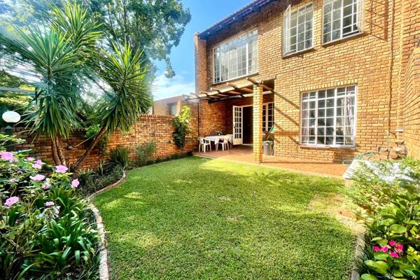 Duplex Townhouse with 3 Bedroom, 2.5 Bathrooms and 1 Garage to rent
Welcome to this immaculate property located in the Centurion area ...