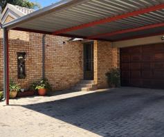 House for sale in Amberfield Glen