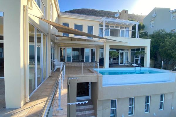 Like being on the med!

Set at the foothill of the pristine Simonsberg mountain range, this magnificent home has spectacular views over ...