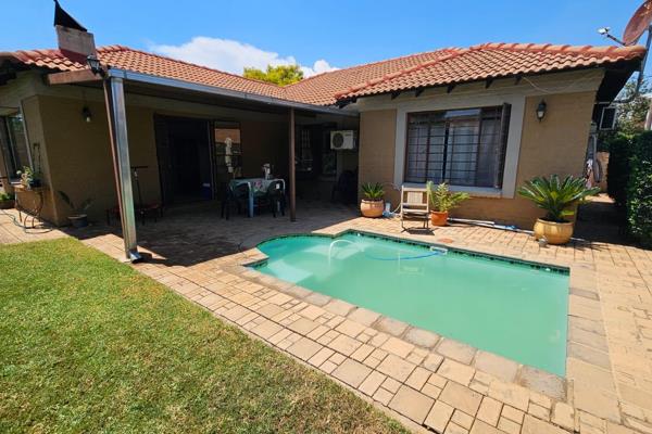 Low Levy&#39;s = R500 per month - Truely a Rare Find!
Pitched Tiled Roof - Stand Size 607m&#178;

- 4 well sized Bedrooms
- 2 ...