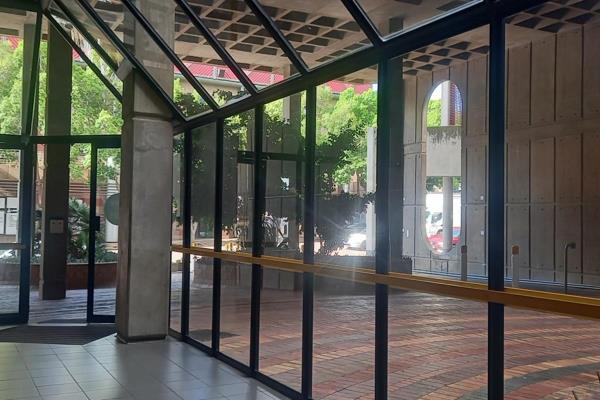 247 square metre Office now letting in a convenient building in Pretoria&#39;s ...