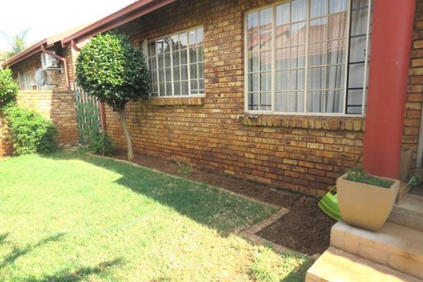 Excellent location in security estate!.  This property is situated in a complex in the very popular Wierda Glen Estate.  It is situated ...