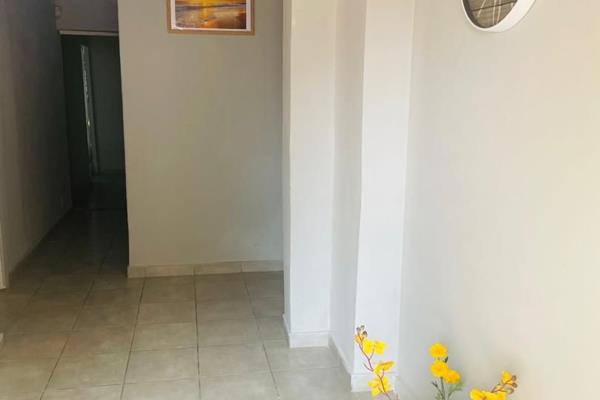 ? Spacious Female-Only Student Rooms for Rent! ?

Are you looking for the perfect place to call home while studying? Look no ...