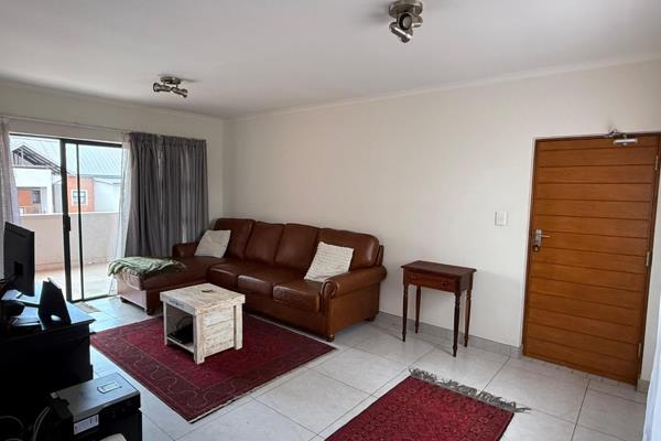 Top floor 2 bedroom 2 bathroom apartment available to rent in Golden Fields Estate - ...