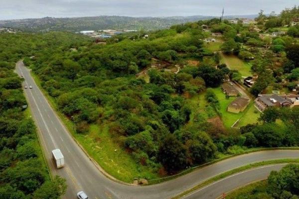 3 blocks of land conveniently situated on the corner of Hans Dettman Dr and the M7 ...