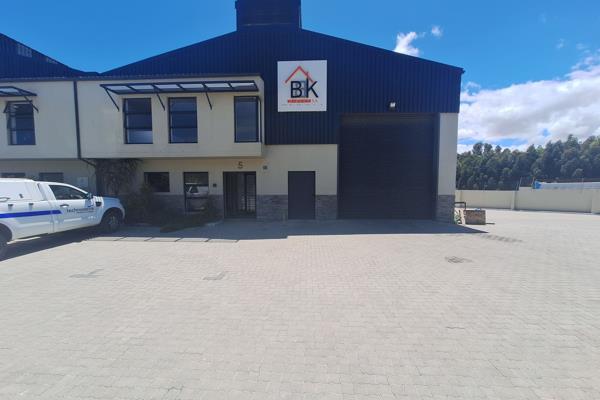 Rental @85 p/sqm gross (Ex Vat and Utilities) 

Warehouse size: 392sqm 

Key Features: ...