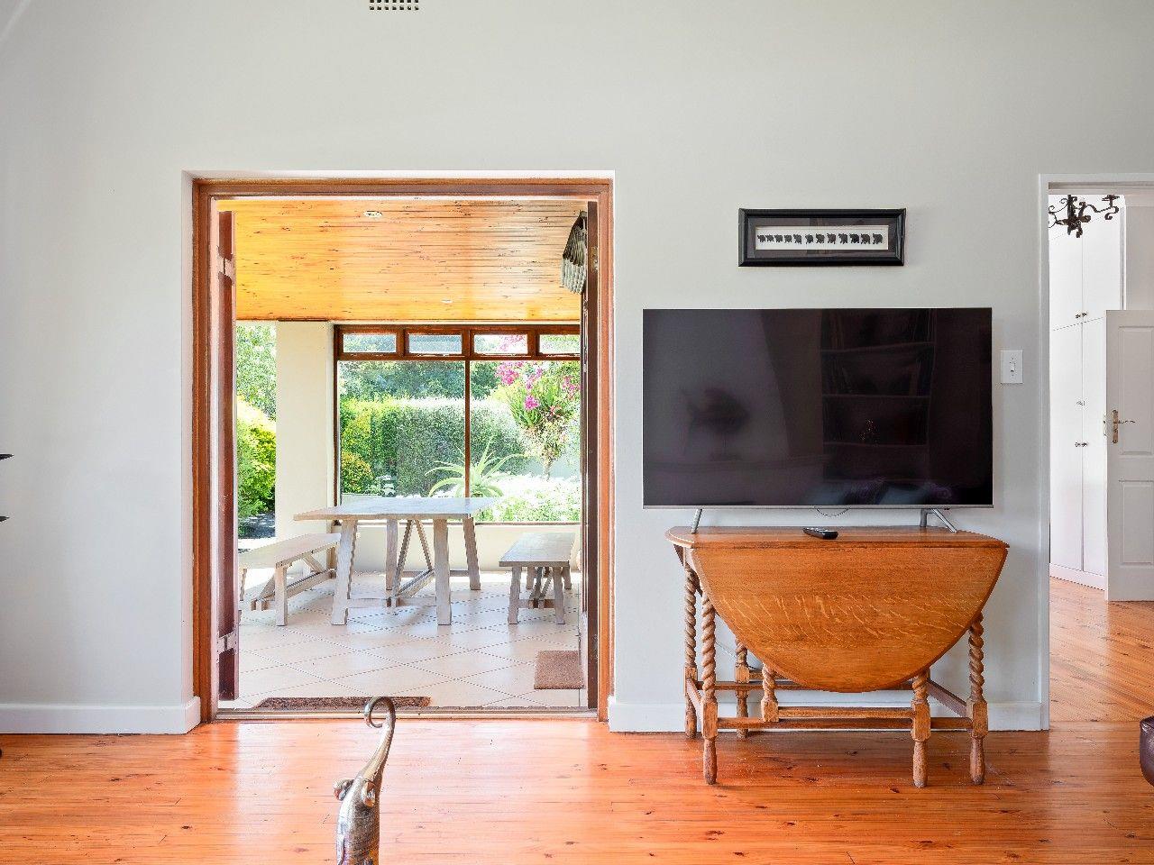 Photo of 4 Bedroom House to rent in Leisure Isle