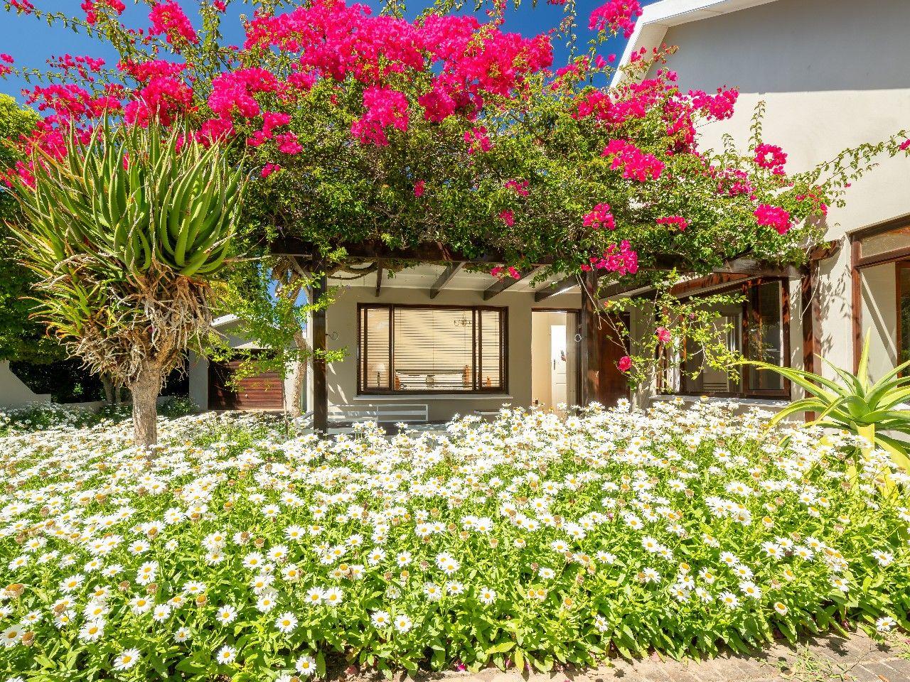 Photo of 4 Bedroom House to rent in Leisure Isle