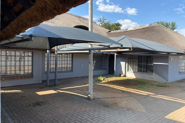 290 SQUARE METER COMMERCIAL SPACE FOR SALE | JEAN AVENUE | DIE HOEWES | CENTURION

The ...