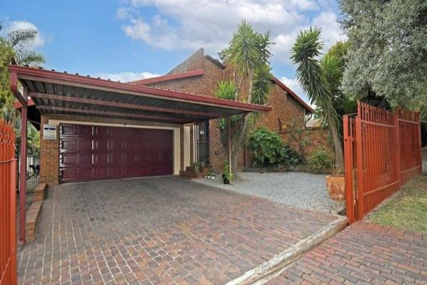 Located in the sought-after boomed area of Marais Steyn Park, Edenvale, this exceptional ...