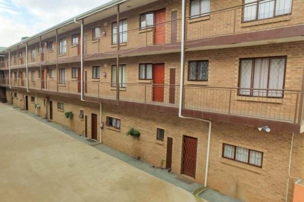 Spacious &amp; Modern 2-Bedroom Apartment in Prime Central Howick

This exceptionally spacious 2-bedroom apartment is situated in the ...