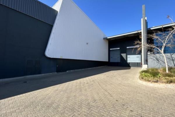 Warehouse space of approx. 2591m2 TO LET in Old Mint Industrial Park. 

Warehouse and ...