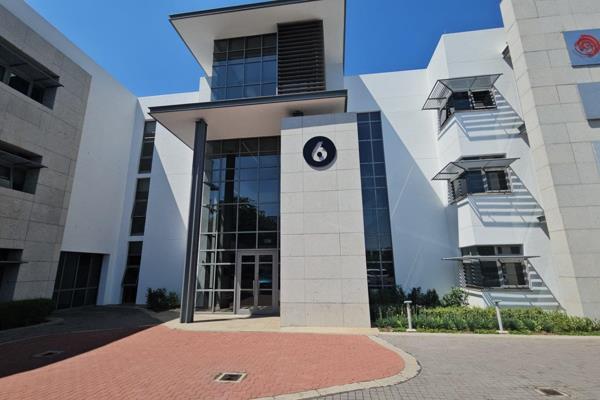 536sqm Office Space Available for Lease in Waterfall, Midrand

This 536sqm office is ...