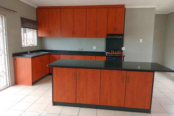 2 bedroom , 1 full bathroom available for rental in a safe environment .

Electricity and water excluded .This is the only flat in a ...