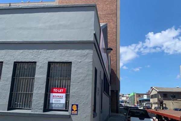 Commercial property to let.
First floor 185 m&#178; for long-term rental/lease with NO LOADSHEDDING.
R7550 per month plus VAT and ...