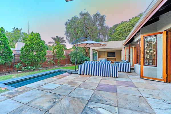 Accepting offers from R3 999 000, asking more...

This gorgeous family home in ...