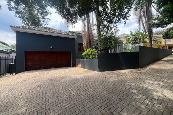 Bargain priced full title home in secure estate.

Looking for a lock-up and go full title home in a double security are close to ...