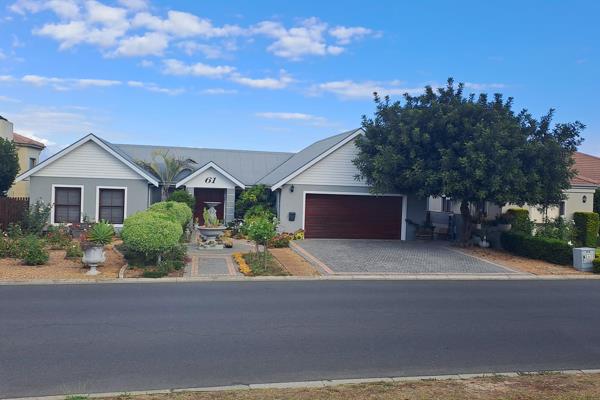 You need to view this property to experience this unique spacious property.  This property is in Kleinbron Estate a 24 hours security  ...