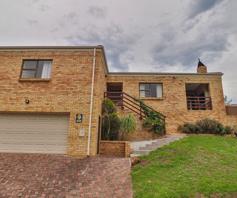 Townhouse for sale in Glenroy Park