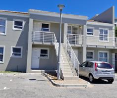 Apartment / Flat for sale in Melkbosstrand Central