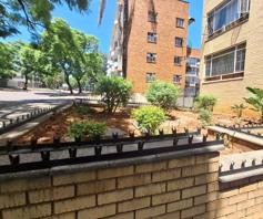 Apartment / Flat for sale in Sunnyside