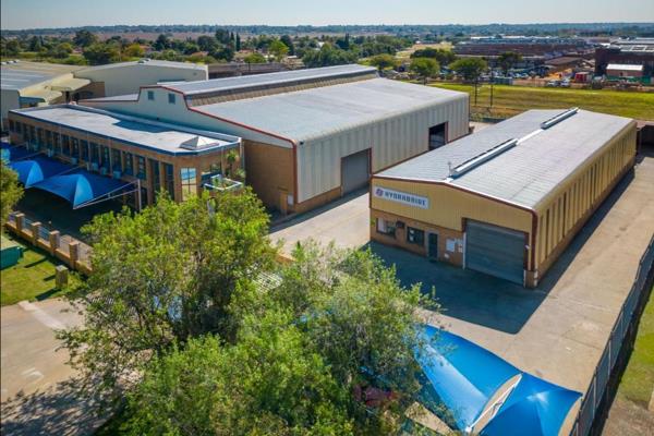 Situated in the sought-after industrial hub of Spartan, this prime property is just 4km ...