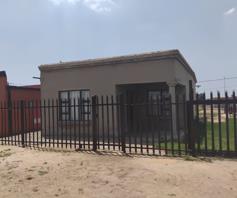 House for sale in Bophelong