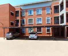 Townhouse for sale in Witpoortjie