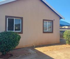 House for sale in Mapleton