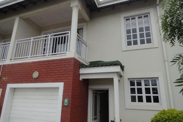 Modern Townhouse with beautiful furniture for rent within a very secure gated estate in Mount Edgecombe.

Fully equipped open plan ...