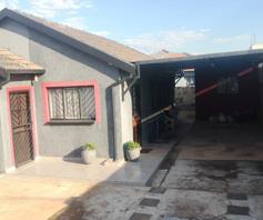 House for sale in Mahube Valley